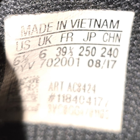 Adidas Tubular Shadow Black With Gold Shimmer Womens Size 6.5 Preowned AC8424 - Picture 2 of 5